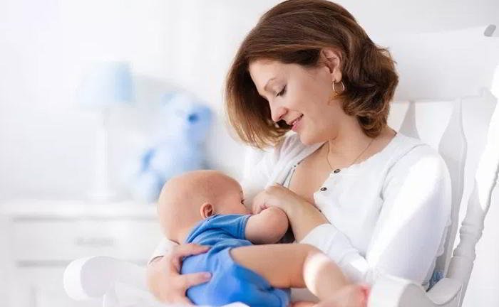 Can the baby take feed easily in case of engorgement?