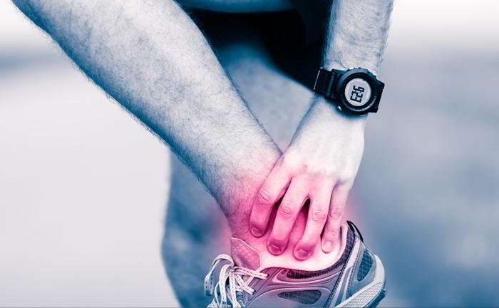 Can the damaged cartilage heal itself?