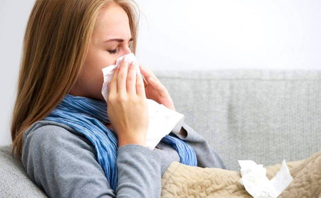 How to Cure Common Cold at Home Naturally?