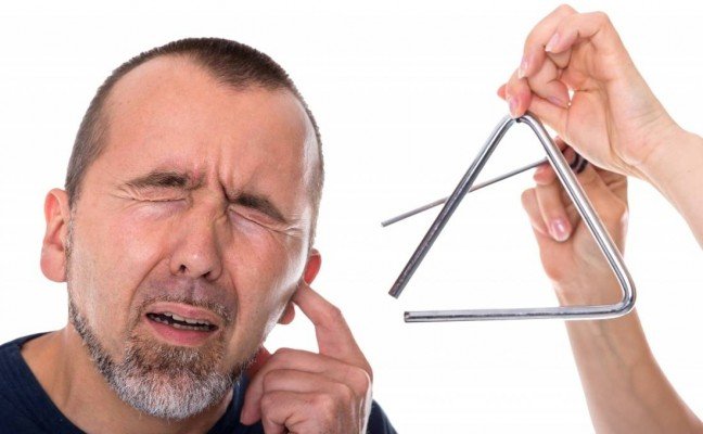 How to Get Rid of Tinnitus Problems at Home Naturally?