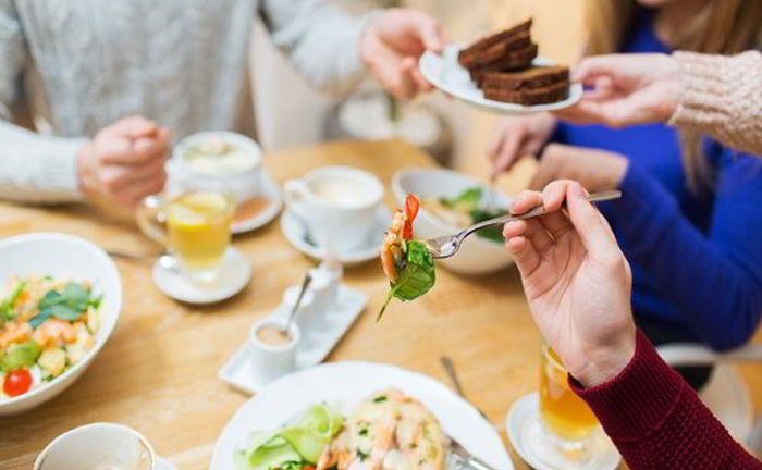 I work in a company where I have to travel a lot and can't eat my meals properly due to heavy work load. Can this be the reason for PMS?
