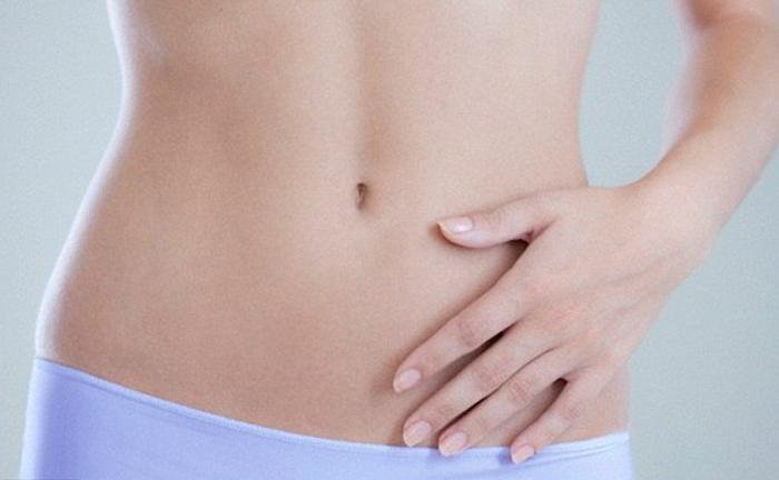 My friend gets a discharge sometimes from her navel. What is the problem?