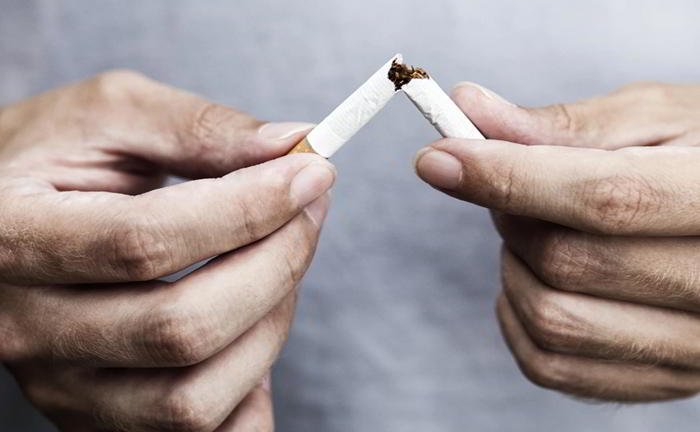 My friends smoke a lot and therefore I think, they get more colds than I do. Is it true?
